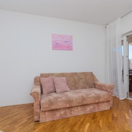 Skiljini Dvori - Apartman ماكارسكا المظهر الخارجي الصورة