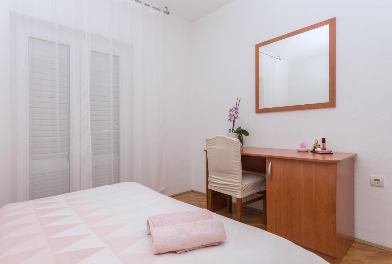 Skiljini Dvori - Apartman ماكارسكا المظهر الخارجي الصورة