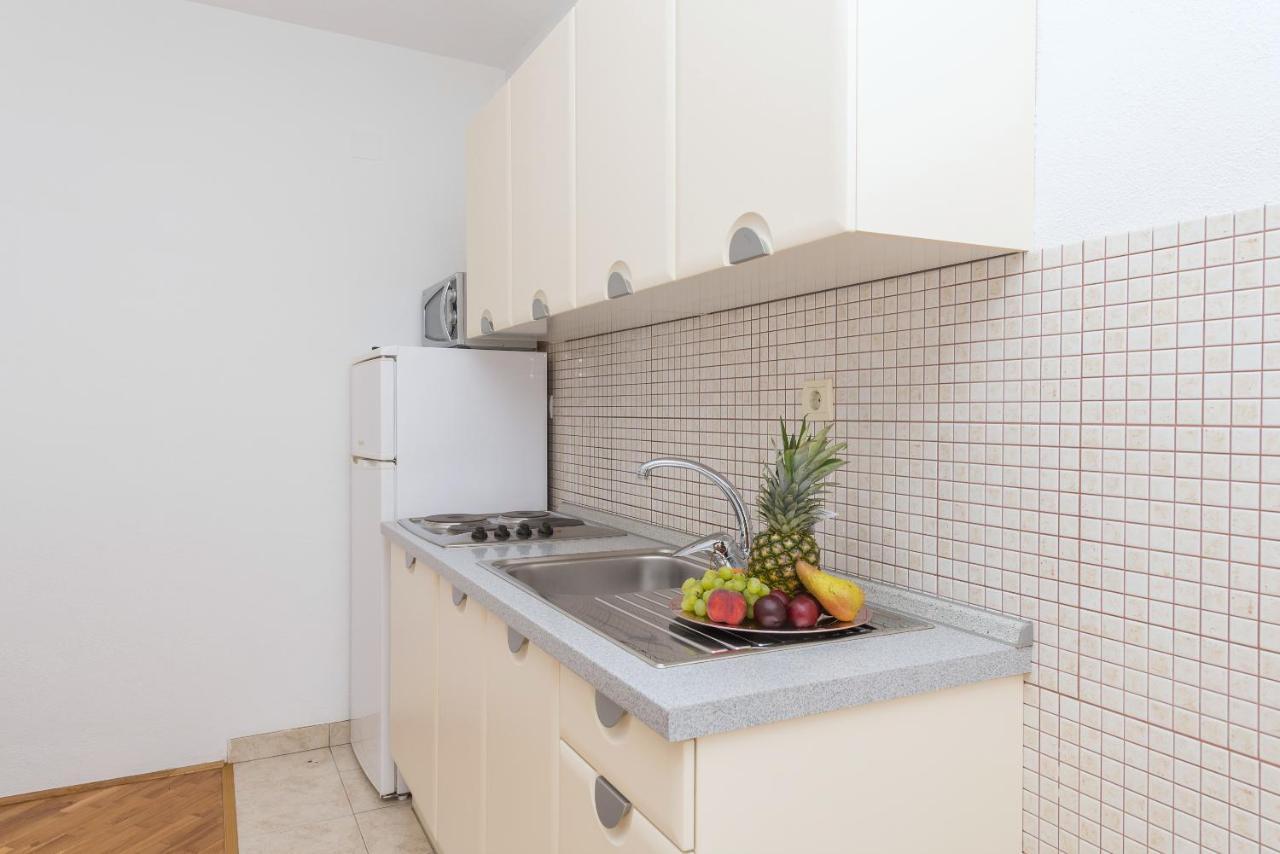 Skiljini Dvori - Apartman ماكارسكا المظهر الخارجي الصورة